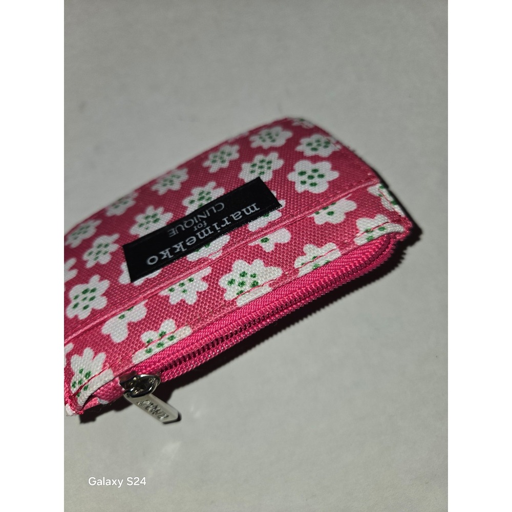 Marimekko wallet mint condition pink floral - Picture 3 of 6